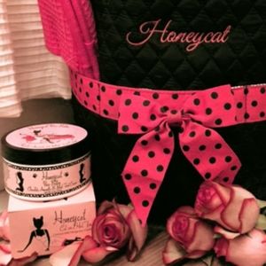 SPA BAG - 11 PURRRFET TREATS!!!